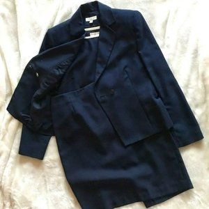 Host Pick - Amanda Smith Ladies Navy Blue 3-piece suit with skirt